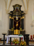  Ołtarz główny 