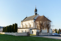  Kościół z zewnątrz 